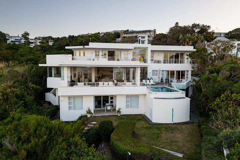 7 Bedroom Property for Sale in Plettenberg Bay Central Western Cape